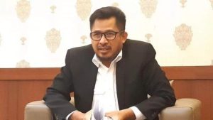 Ketua-DPRD-Batam-Nueyanto_independenNews-jpeg-696x391